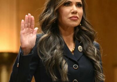 🇺🇸 | El Senado confirmó a Kristi Noem como nueva secretaria del Departamento de…