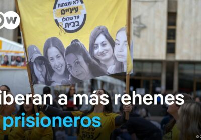 Nuevo intercambio de rehenes y prisioneros entre #Israel y Hamás Cuatro militares israelíes fueron…