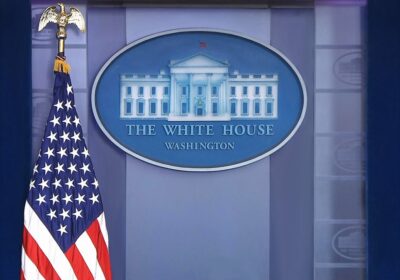 | #Mundo 𝐋𝐚 𝐂𝐚𝐬𝐚 𝐁𝐥𝐚𝐧𝐜𝐚 𝐩𝐞𝐫𝐦𝐢𝐭𝐢𝐫á 𝐚 «𝐩𝐞𝐫𝐢𝐨𝐝𝐢𝐬𝐭𝐚𝐬 𝐢𝐧𝐝𝐞𝐩𝐞𝐧𝐝𝐢𝐞𝐧𝐭𝐞𝐬» 𝐞 𝐢𝐧𝐟𝐥𝐮𝐞𝐧𝐜𝐞𝐫𝐬 𝐨𝐛𝐭𝐞𝐧𝐞𝐫 𝐮𝐧𝐚…