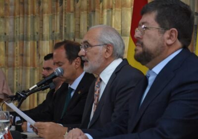 | #Política 𝐄𝐥𝐞𝐜𝐜𝐢𝐨𝐧𝐞𝐬 𝐠𝐞𝐧𝐞𝐫𝐚𝐥𝐞𝐬: 𝐎𝐟𝐢𝐜𝐢𝐚𝐥𝐢𝐬𝐦𝐨 𝐜𝐫𝐢𝐭𝐢𝐜𝐚 𝐥𝐚𝐬 𝐚𝐥𝐢𝐚𝐧𝐳𝐚𝐬 𝐝𝐞 𝐥𝐚 𝐨𝐩𝐨𝐬𝐢𝐜𝐢ó𝐧 𝐩𝐨𝐫 𝐧𝐨…