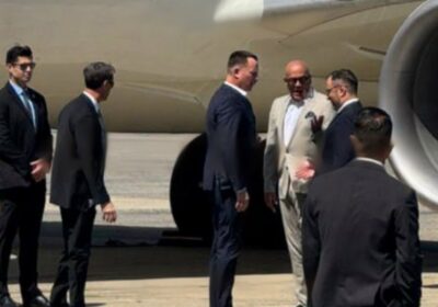 🇻🇪🇺🇸 | ÚLTIMA HORA Primera imagen de Richard Grenell en Venezuela. El enviado de…