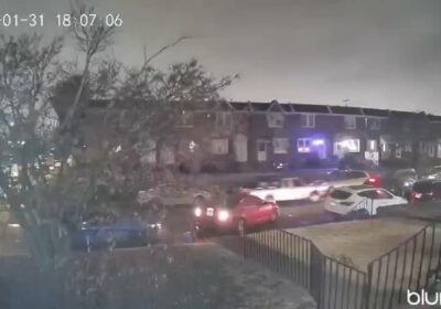 🇺🇸 | Se estrella un avión cerca del Roosevelt Mall en Filadelfia, Pensilvania. Se…