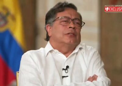 🇨🇴 | Gustavo Petro continúa su ofensiva contra Donald Trump, llamándolo “fascista” y comparándolo…