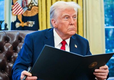 | #Mundo Trump impone altos aranceles a Canadá, China y México; estos responden…