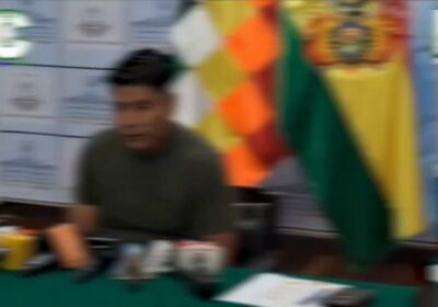 | 𝐋𝐎𝐙𝐀 𝐍𝐈𝐄𝐆𝐀 𝐏𝐄𝐋𝐄𝐀𝐒 𝐂𝐎𝐍 𝐀𝐍𝐃𝐑Ó𝐍𝐈𝐂𝐎 El senador Leonardo Loza negó que existan…