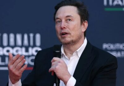 | #Mundo 𝐌𝐮𝐬𝐤 𝐨𝐟𝐫𝐞𝐜𝐞 𝟗𝟕.𝟒𝟎𝟎 𝐦𝐢𝐥𝐥𝐨𝐧𝐞𝐬 𝐝𝐞 𝐝ó𝐥𝐚𝐫𝐞𝐬 𝐩𝐨𝐫 𝐎𝐩𝐞𝐧𝐀𝐈, 𝐩𝐫𝐨𝐩𝐢𝐞𝐭𝐚𝐫𝐢𝐚 𝐝𝐞 𝐂𝐡𝐚𝐭…