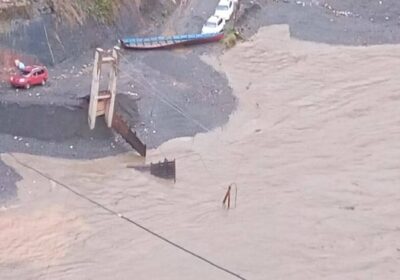 | #LaPaz Tres cooperativistas mineros fueron arrastrados debido a la crecida de un…