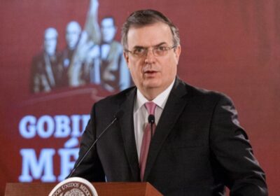 | #Mundo 𝐌é𝐱𝐢𝐜𝐨 𝐜𝐫𝐞𝐞 «𝐢𝐧𝐣𝐮𝐬𝐭𝐚» 𝐥𝐚 𝐩𝐨𝐥í𝐭𝐢𝐜𝐚 𝐝𝐞 𝐚𝐫𝐚𝐧𝐜𝐞𝐥𝐞𝐬 𝐝𝐞 𝐓𝐫𝐮𝐦𝐩: «𝐄𝐬 𝐮𝐧…