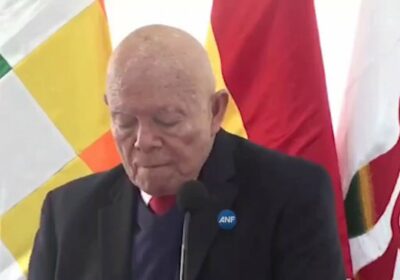 | 𝐒𝐔𝐆𝐈𝐄𝐑𝐄𝐍 𝐀 𝐏𝐀𝐑𝐓𝐈𝐃𝐎𝐒 𝐑𝐄𝐍𝐔𝐍𝐂𝐈𝐀𝐑 𝐀 𝐅𝐎𝐍𝐃𝐎𝐒 𝐏𝐀𝐑𝐀 𝐂𝐀𝐌𝐏𝐀Ñ𝐀𝐒 El presidente del TSE,…