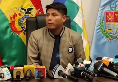 | 𝐋𝐎𝐙𝐀: “𝐓𝐎𝐃𝐈𝐓𝐎𝐒 𝐓𝐈𝐄𝐍𝐄𝐍 𝐌𝐈𝐄𝐃𝐎 𝐀 𝐄𝐕𝐎 𝐌𝐎𝐑𝐀𝐋𝐄𝐒” El senador Leonardo Loza aseguró…