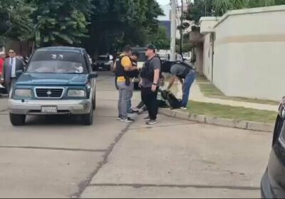 | Periodistas de ATB y Red Uno atraviesan sin autorización el cordón de…