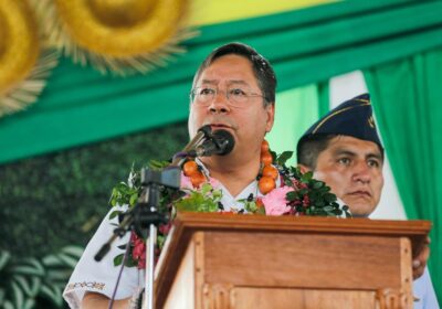 | #Política 𝐎𝐩𝐨𝐬𝐢𝐜𝐢ó𝐧 𝐜𝐫𝐢𝐭𝐢𝐜𝐚 𝐚𝐥 𝐆𝐨𝐛𝐢𝐞𝐫𝐧𝐨 𝐩𝐨𝐫 𝐩𝐞𝐝𝐢𝐫 𝐩𝐫é𝐬𝐭𝐚𝐦𝐨𝐬 𝐩𝐚𝐫𝐚 𝐝𝐞𝐬𝐭𝐢𝐧𝐚𝐫𝐥𝐨𝐬 𝐚𝐛𝐢𝐞𝐫𝐭𝐚𝐦𝐞𝐧𝐭𝐞 𝐚…