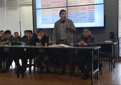 | #Seguridad 𝐓𝐫𝐚𝐧𝐬𝐩𝐨𝐫𝐭𝐢𝐬𝐭𝐚𝐬 𝐝𝐞 𝐋𝐚 𝐏𝐚𝐳 𝐝𝐞𝐛𝐞𝐧 𝐦𝐞𝐣𝐨𝐫𝐚𝐫 𝐬𝐮𝐬 𝐦𝐨𝐭𝐨𝐫𝐢𝐳𝐚𝐝𝐨𝐬 𝐲 𝐩𝐨𝐬𝐭𝐞𝐫𝐠𝐚𝐧 𝐝𝐞𝐛𝐚𝐭𝐞…