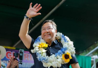 | #Política 𝐀 𝐮𝐧 𝐝í𝐚 𝐝𝐞𝐥 𝐜𝐨𝐧𝐠𝐫𝐞𝐬𝐨, 𝐢𝐧𝐭𝐞𝐫𝐜𝐮𝐥𝐭𝐮𝐫𝐚𝐥𝐞𝐬 𝐲 𝐞𝐥 𝐦𝐢𝐧𝐢𝐬𝐭𝐫𝐨 𝐌𝐨𝐧𝐭𝐚ñ𝐨 𝐚𝐬𝐞𝐠𝐮𝐫𝐚𝐧…