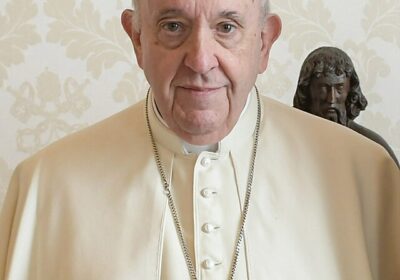 🇻🇦 | ÚLTIMA HORA El papa Francisco enfrenta una «infección compleja» según el último…