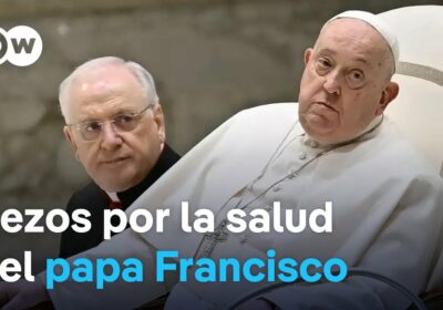 El papa sigue en estado crítico, aunque con una leve mejoría Francisco continúa con…