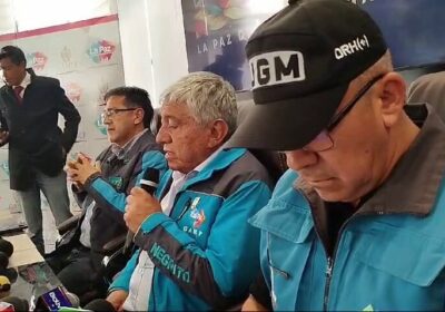 | 𝐅𝐄𝐉𝐔𝐕𝐄 𝐘 𝐂𝐇𝐎𝐅𝐄𝐑𝐄𝐒 𝐍𝐎 𝐀𝐒𝐈𝐒𝐓𝐄𝐍 𝐀𝐋 𝐃𝐈Á𝐋𝐎𝐆𝐎 El alcalde de #LaPaz, Iván…