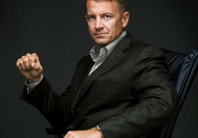 🇺🇸 | Erik Prince, fundador de Blackwater, propone a la administración Trump privatizar las…