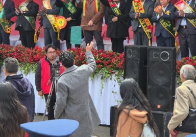 Hoy compartí con el hombre y la mujer de El Alto. Sentí la identidad,…