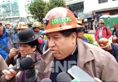 | 𝐅𝐄𝐂𝐎𝐌𝐀𝐍 𝐄𝐍 𝐄𝐌𝐄𝐑𝐆𝐄𝐍𝐂𝐈𝐀 𝐏𝐎𝐑 𝐅𝐀𝐋𝐓𝐀 𝐃𝐄 𝐂𝐎𝐌𝐁𝐔𝐒𝐓𝐈𝐁𝐋𝐄 Wilson Fernández denunció que su…