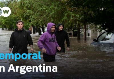 La ciudad de Bahía Blanca sufre las peores inundaciones de su historia Las fuertes…