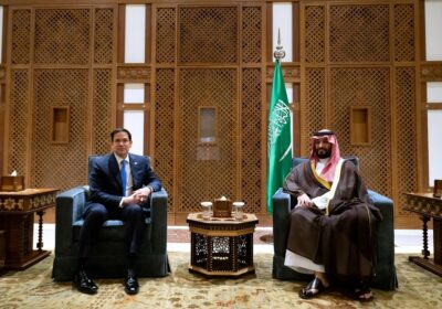 🇺🇸🇸🇦 | Marco Rubio se reúne con el príncipe heredero saudí en Yeda, antes…