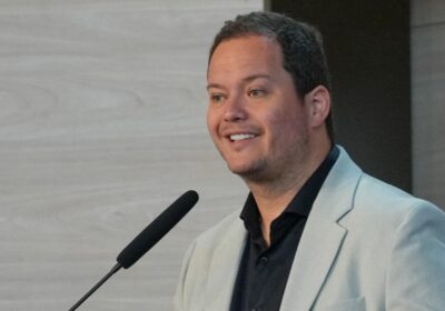 | #Economía 𝐏𝐫𝐞𝐬𝐢𝐝𝐞𝐧𝐭𝐞 𝐝𝐞 𝐘𝐏𝐅𝐁 𝐝𝐢𝐜𝐞 𝐪𝐮𝐞 𝐞𝐥 𝐩𝐚í𝐬 𝐬𝐞 𝐩𝐫𝐞𝐬𝐭𝐚 𝐝𝐢𝐧𝐞𝐫𝐨 𝐩𝐚𝐫𝐚…