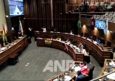 | Desde la Cámara de Senadores se informó que en la sesión de…