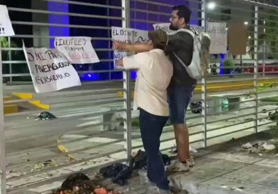 | #Política 𝐏𝐫𝐨𝐭𝐞𝐬𝐭𝐚: 𝐔𝐧 𝐠𝐫𝐮𝐩𝐨 𝐝𝐞 𝐩𝐞𝐫𝐬𝐨𝐧𝐚𝐬 𝐞𝐜𝐡𝐚 𝐛𝐚𝐬𝐮𝐫𝐚 𝐚 𝐘𝐏𝐅𝐁 𝐞𝐧 𝐒𝐚𝐧𝐭𝐚…