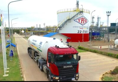 | #Política 𝐃𝐢𝐩𝐮𝐭𝐚𝐝𝐚 𝐂𝐚𝐦𝐩𝐞𝐫𝐨 𝐚𝐝𝐯𝐢𝐞𝐫𝐭𝐞 𝐪𝐮𝐞 𝐥𝐚 𝐞𝐦𝐩𝐫𝐞𝐬𝐚 𝐁𝐨𝐭𝐫𝐚𝐝𝐢𝐧𝐠 𝐭𝐫𝐚𝐞 𝐚 𝐁𝐨𝐥𝐢𝐯𝐢𝐚 “𝐠𝐚𝐬𝐨𝐥𝐢𝐧𝐚…