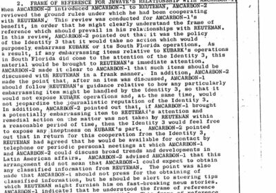 [] — Este despacho CIA (UFGA-14781) detalla la relación operativa entre JMWAVE (estación CIA…