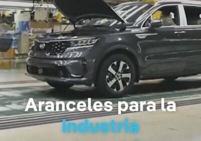 Trump impone aranceles del 25% a automóviles que no sean fabricados en Estados Unidos…