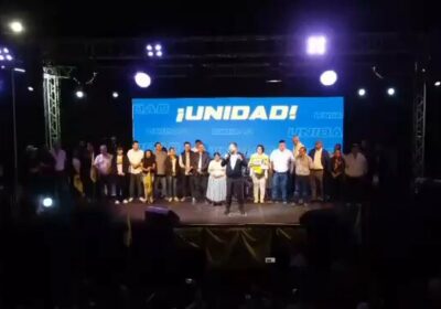 Una multitud se reunió en El Mechero (Plan 3000, Santa Cruz) para que conversemos…