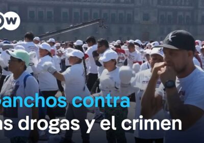 Casi un millón de personas entrena en el Zócalo de Ciudad de #México contra…