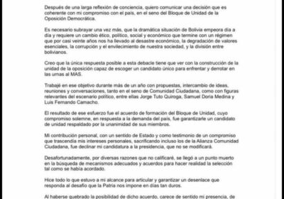 LO ANUNCIA CARLOS MESA: OFICIALMENTE SE ROMPIÓ EL BLOQUE DE UNIDAD «se llegó a…