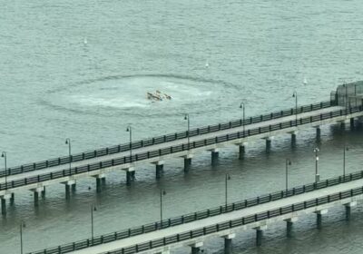🇺🇸 | ÚLTIMA HORA Helicóptero se estrella en el río Hudson en Nueva York