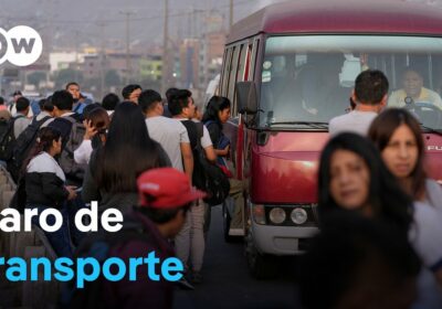 Perú: Transportistas marchan contra el crimen organizado en Lima Unos transportistas «apagaron sus motores»…