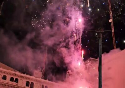 🇪🇨 | Simpatizantes de Daniel Noboa celebran su reelección como presidente de Ecuador en…