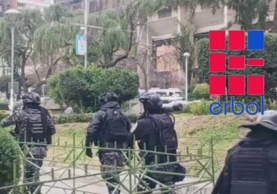 Reportan excesos durante la represión policial en contra de uno de los maestros movilizados…
