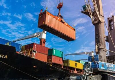 #GrupoFides | #ANF #Economía 𝐄𝐥 𝐩𝐫𝐢𝐦𝐞𝐫 𝐛𝐢𝐦𝐞𝐬𝐭𝐫𝐞 𝐝𝐞 𝟐𝟎𝟐𝟓 𝐁𝐨𝐥𝐢𝐯𝐢𝐚 𝐫𝐞𝐠𝐢𝐬𝐭𝐫𝐚 𝐮𝐧 𝐝é𝐟𝐢𝐜𝐢𝐭 𝐜𝐨𝐦𝐞𝐫𝐜𝐢𝐚𝐥…