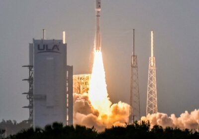 | Amazon lanzó su primera tanda de satélites de internet del Proyecto Kuiper desde…