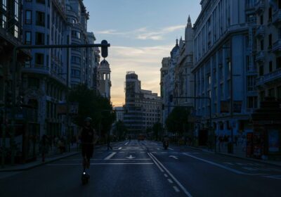 🇪🇸 | El histórico apagón en España dejó imágenes como estas: La Gran Vía…