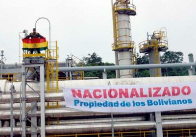 Nuestro mayor homenaje a las trabajadoras y trabajadores de la Patria es luchar por…