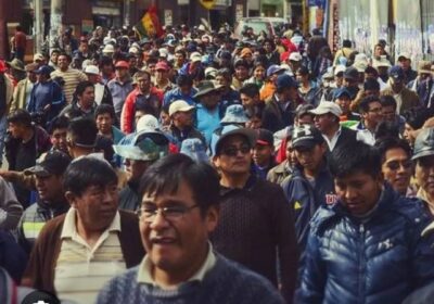 ¿Que de bueno hicieron aquellos por ellos para que ellos voten por aquellos?, pregunta…
