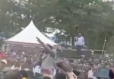 🇰🇪 | LO ÚLTIMO: Detenidas tres personas por lanzar un zapato al presidente de…