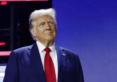 🇺🇸 | La Administración Trump anuncia que pagará dólares a cada inmigrante ilegal que…