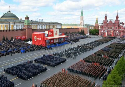 Saludamos a Rusia que -junto a unos 30 Jefes de Estado del Mundo, celebra…