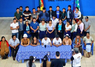 Al digno pueblo boliviano, firme y con convicción: Aclaramos de manera enfática que nunca…