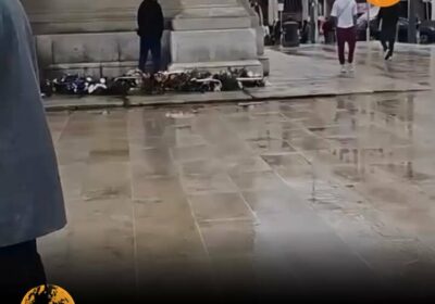 🇫🇷 | En Francia: un inmigrante ilegal fue captado orinando sobre el Arco de…