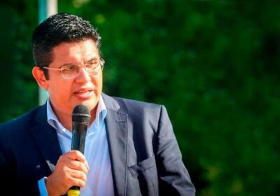 Vladimir Peña en dura batalla por su vida #SantaCruzBo El ex secretario de Justicia…